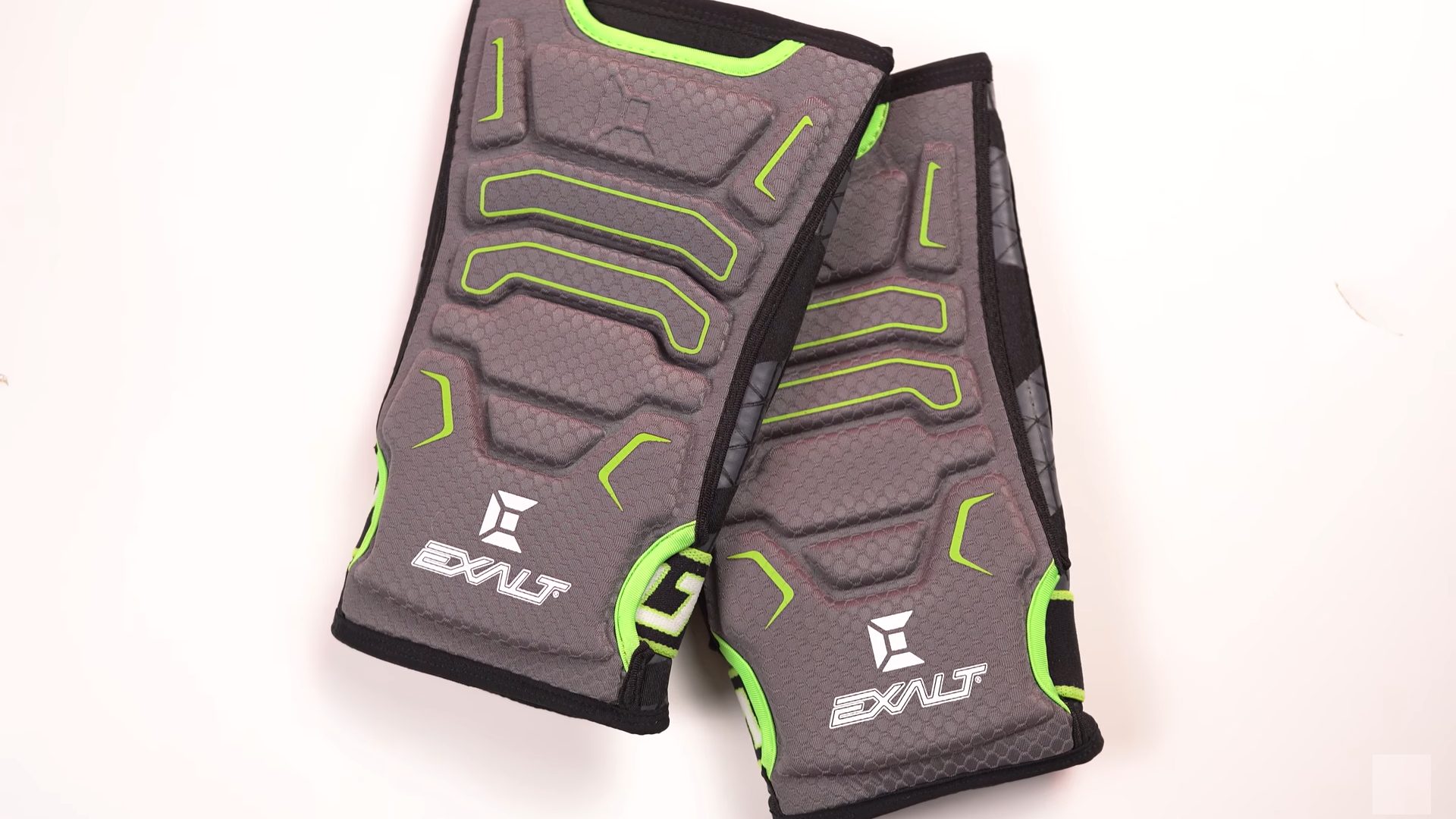 Best Knee Pads For Paintball Reviews & Buying Guide (Jan2023)