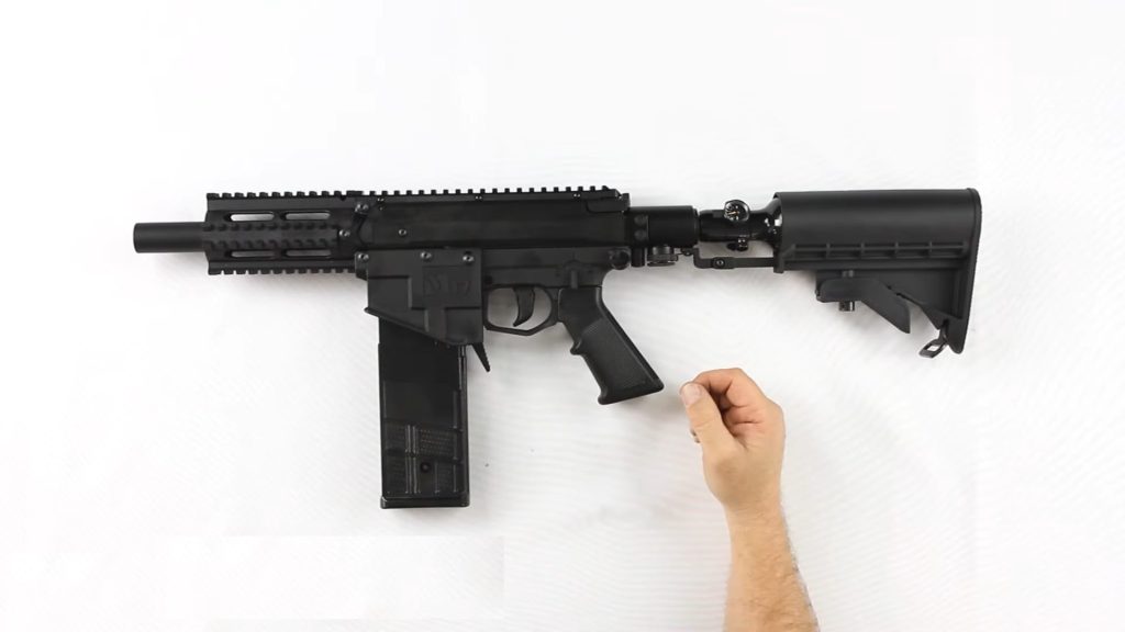 Valken M17 Megfed paintball gun below five hunf=dred bucks budget